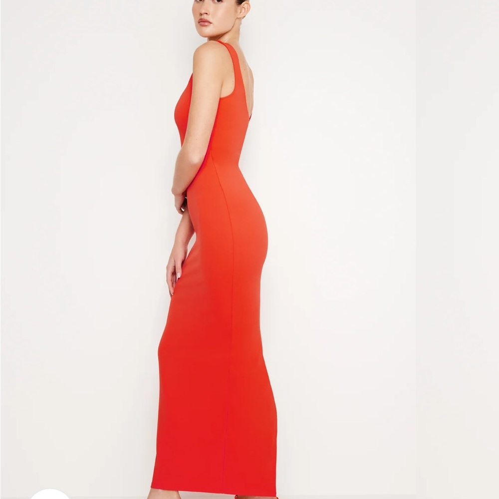 Good American Women's Size XS/0 Orange/ Fiery Coral Scuba Maxi Dress NWT